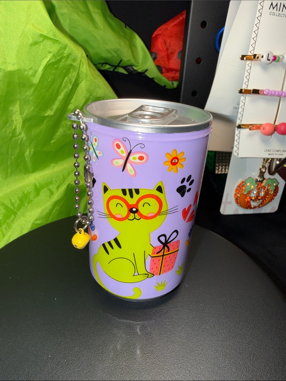 green cat